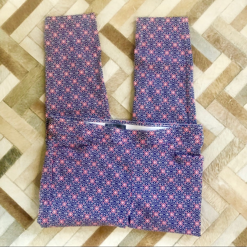 Ankle pants, geometric red, blue,stretchy. Size PL